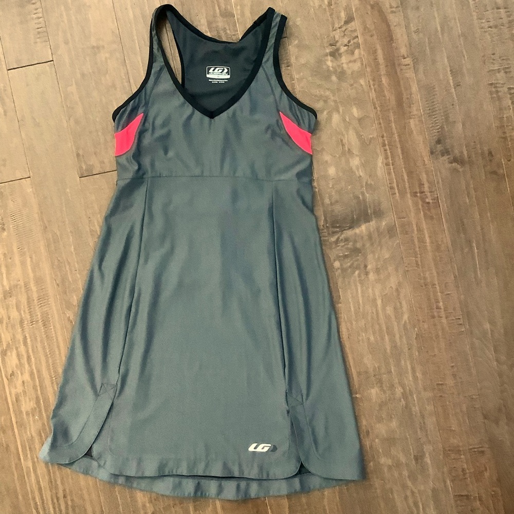 Louis Garneau Active Wear Gray Dress, M